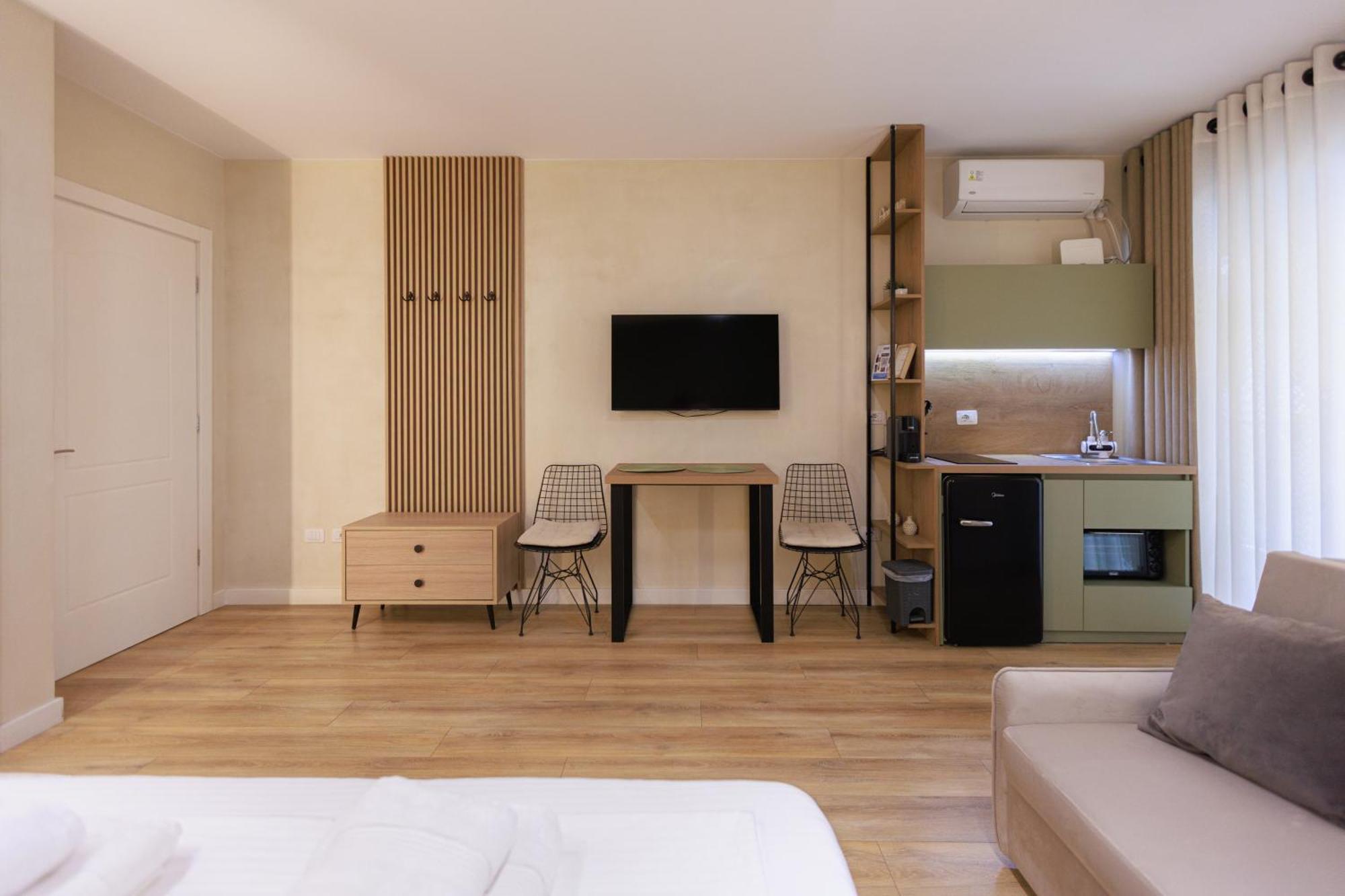 Syncron Apartments In The Center Of טיראנה מראה חיצוני תמונה