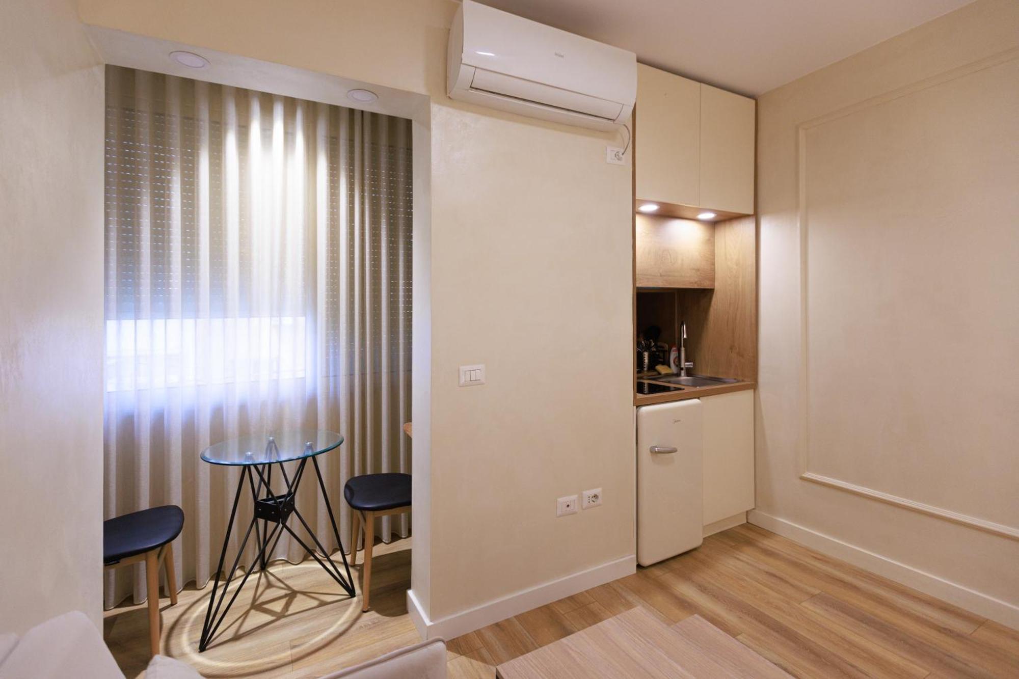 Syncron Apartments In The Center Of טיראנה מראה חיצוני תמונה